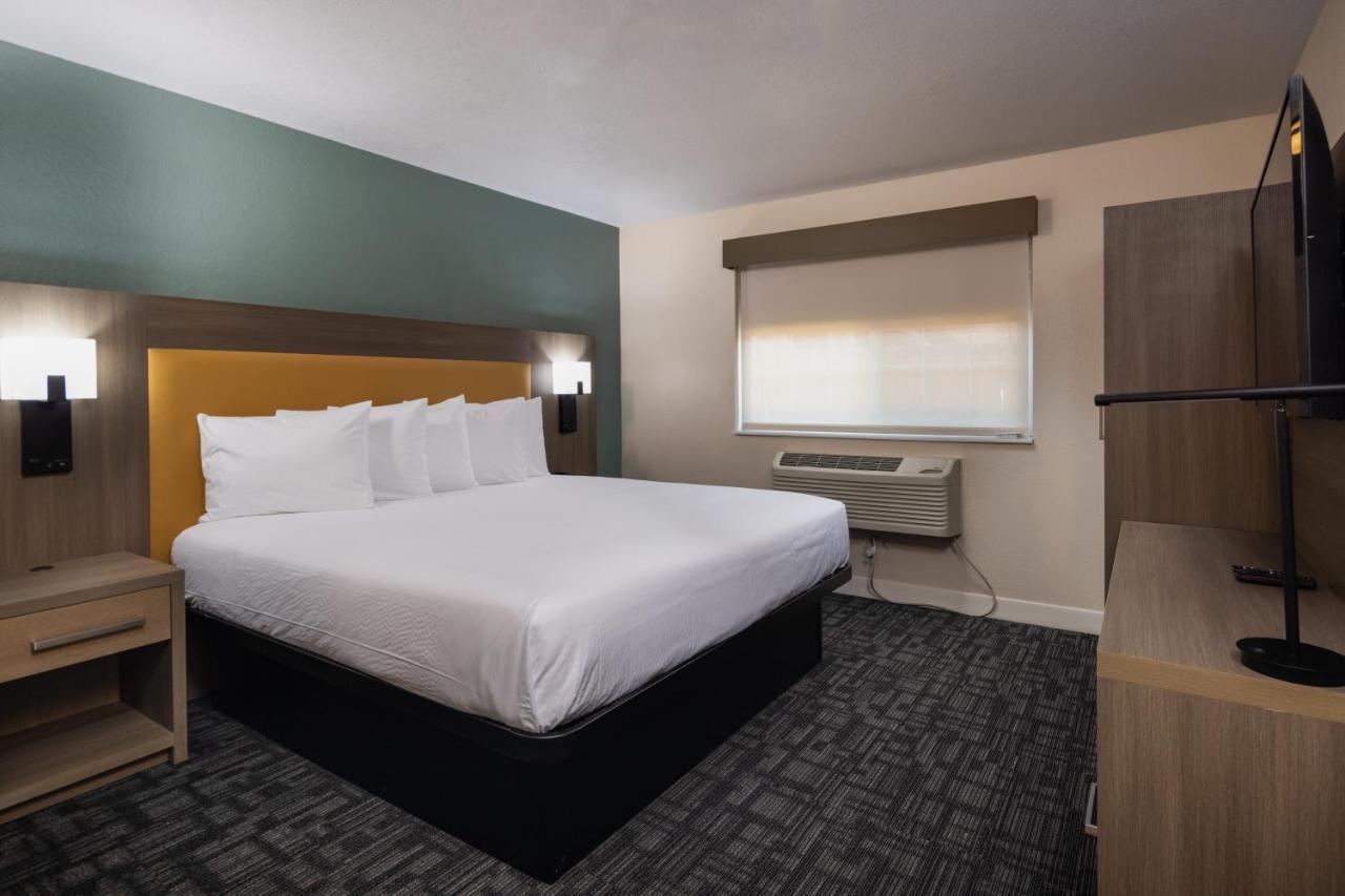 Surestay Plus Hotel By Best Western Hayward Extérieur photo