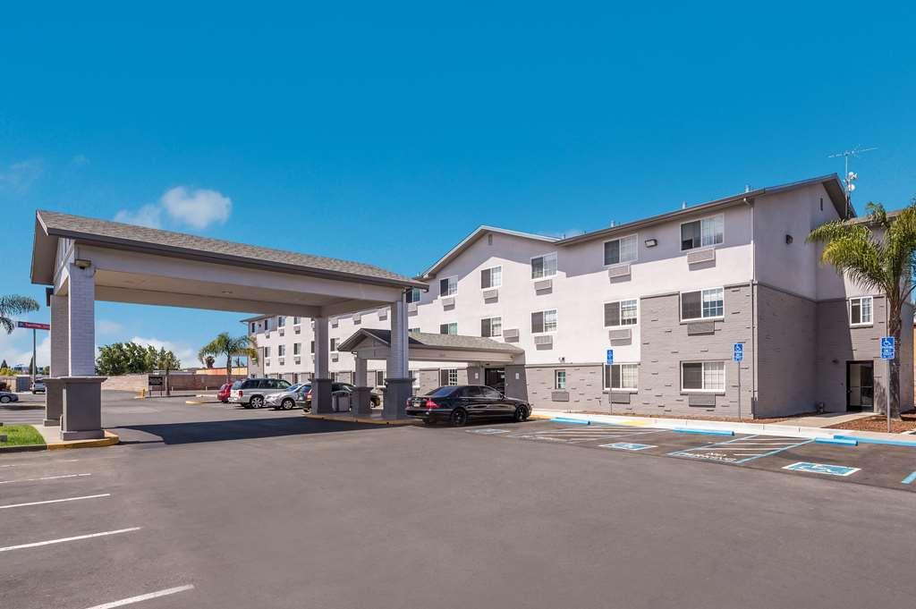 Surestay Plus Hotel By Best Western Hayward Extérieur photo