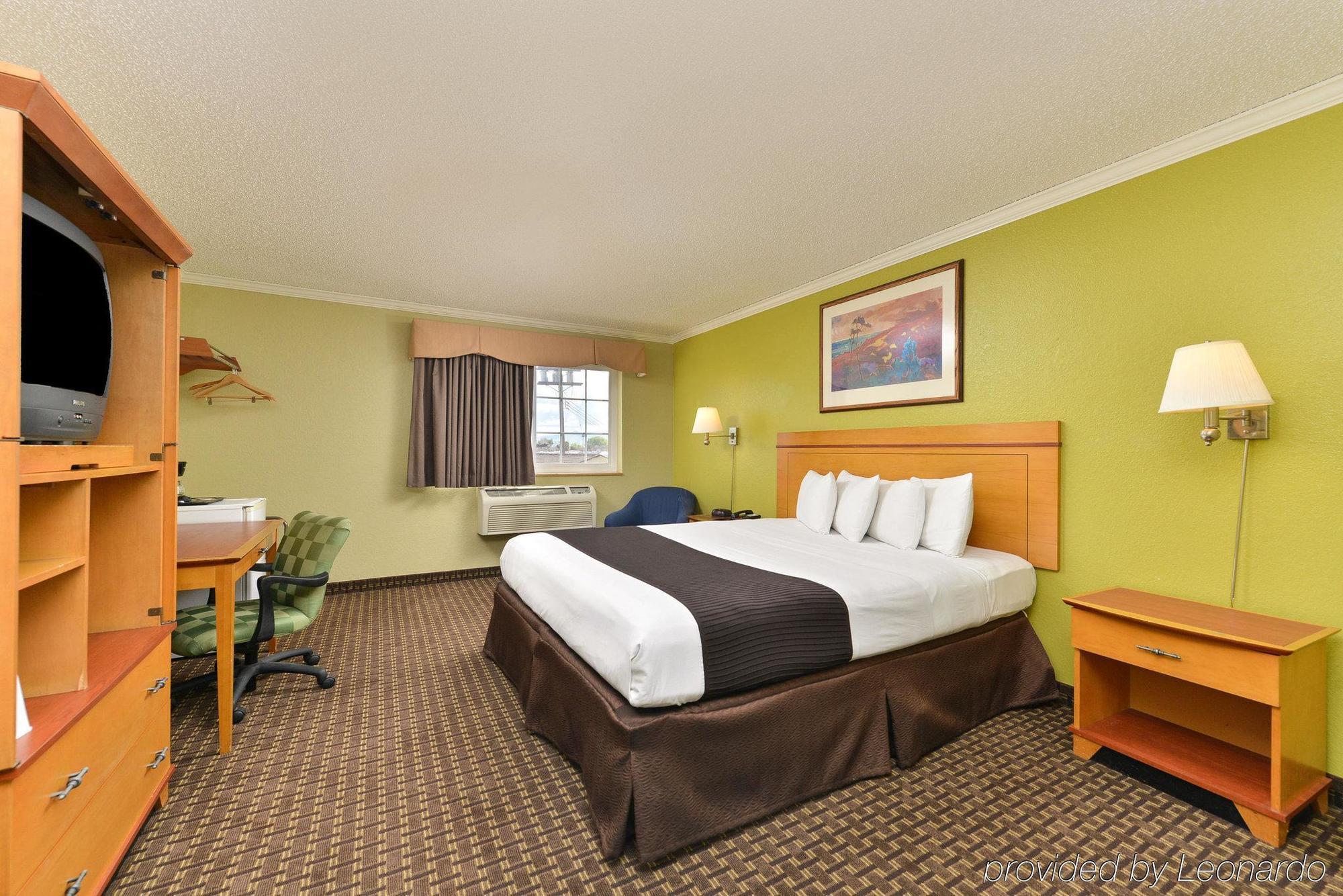 Surestay Plus Hotel By Best Western Hayward Extérieur photo