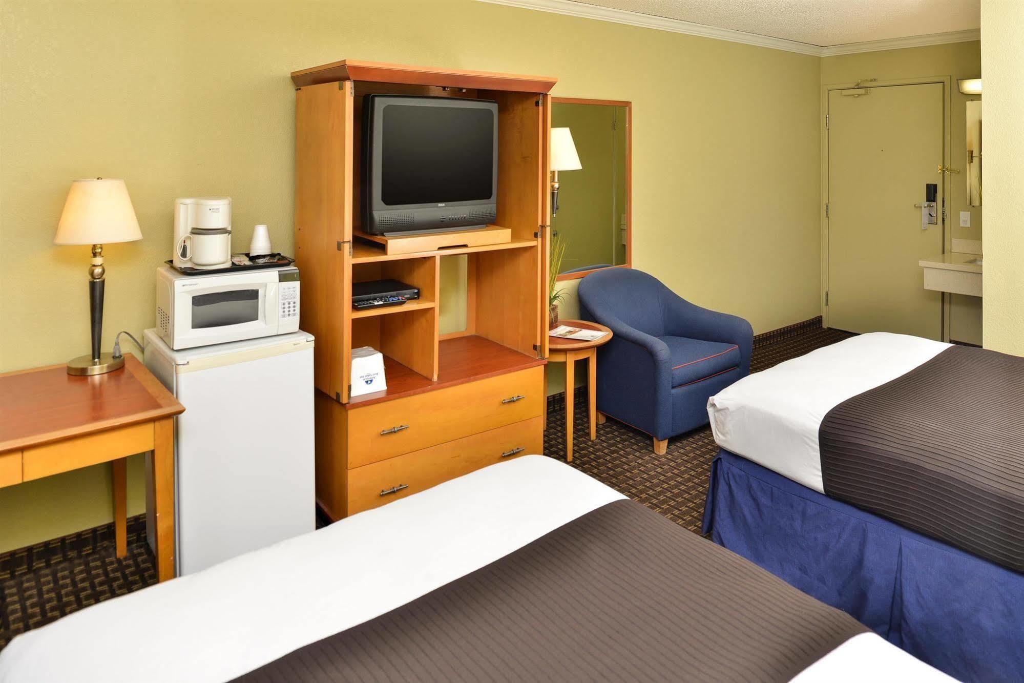 Surestay Plus Hotel By Best Western Hayward Extérieur photo